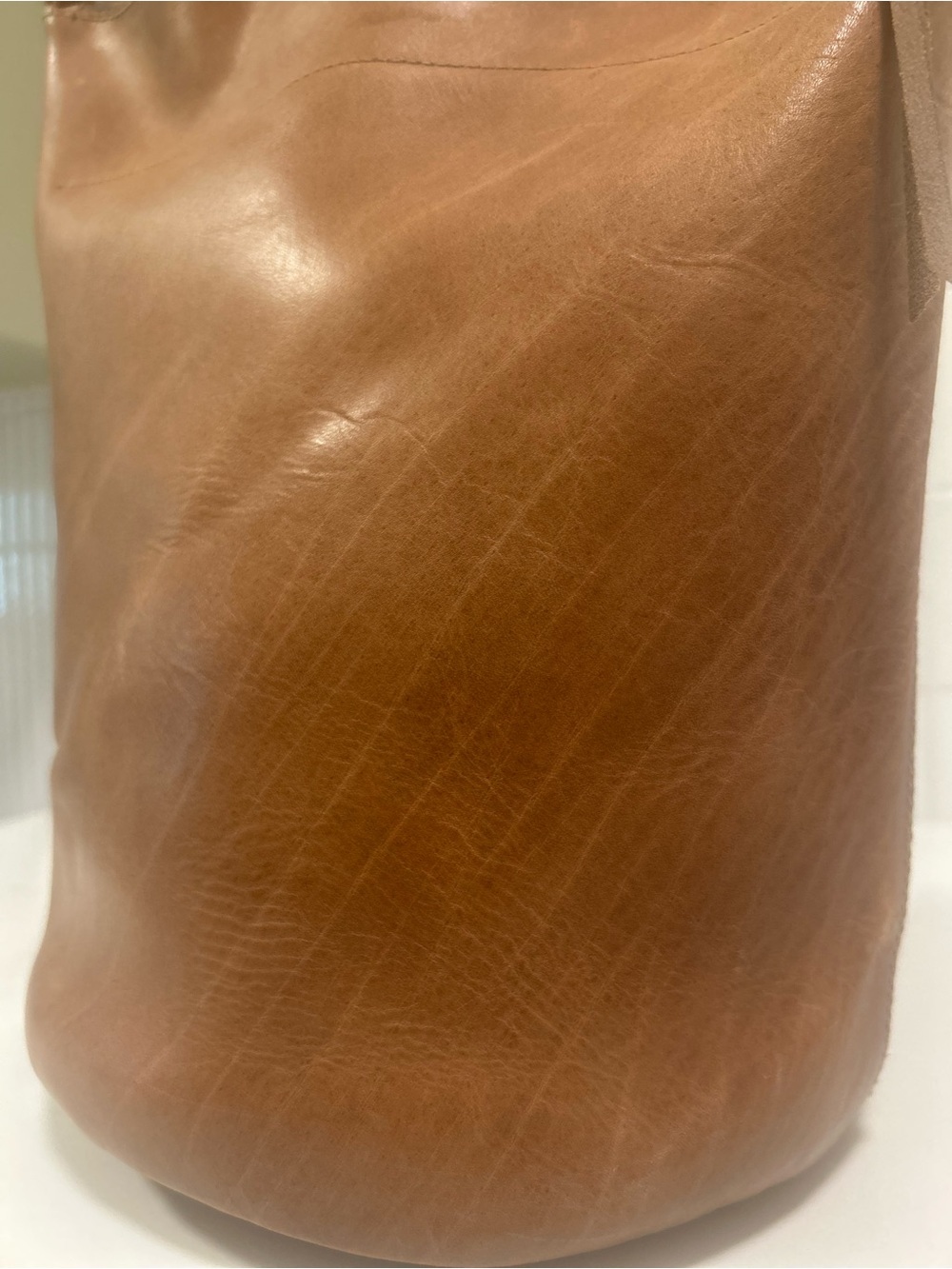 Madewell The Lisbon O-Ring Leather Bucket Bag - Picture 3 of 11